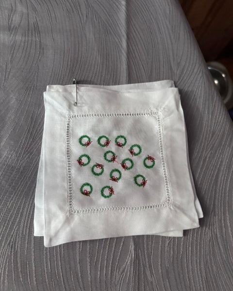 Christmas Wreath Cocktail Napkins